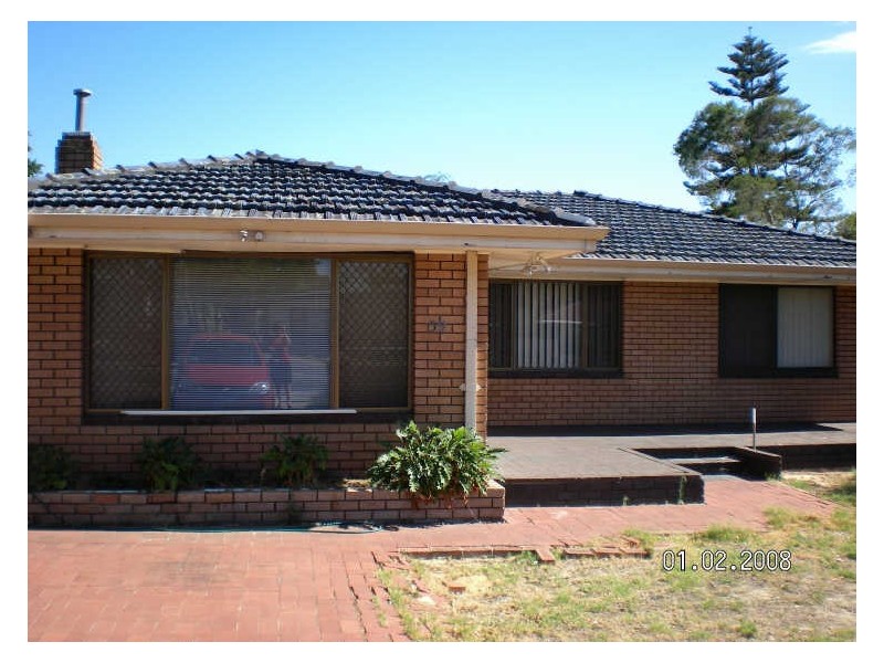 59 Spring Road, Thornlie WA 6108