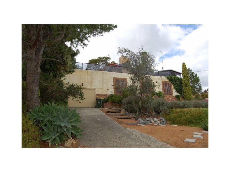 13 Derry Avenue, Mount Nasura WA 6112