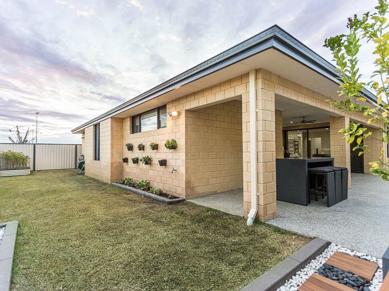 29 Majorelle Parkway, Aubin Grove WA 6164