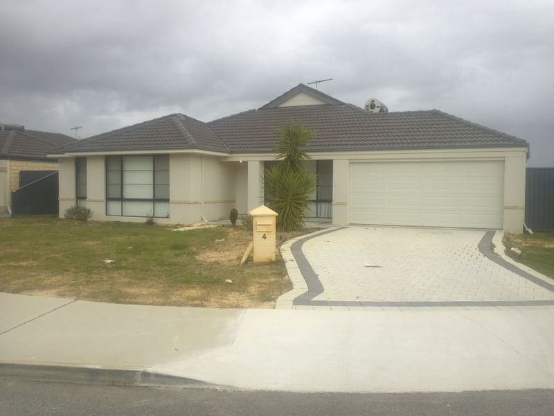 4 Alexander Drive, Darling Downs WA 6122
