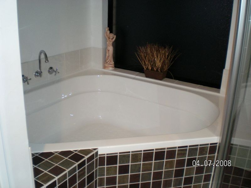 4 Alexander Drive, Darling Downs WA 6122