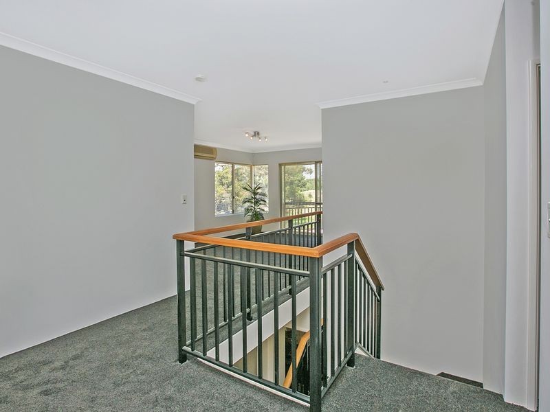 8 Woodlands Way, Jandakot WA 6164