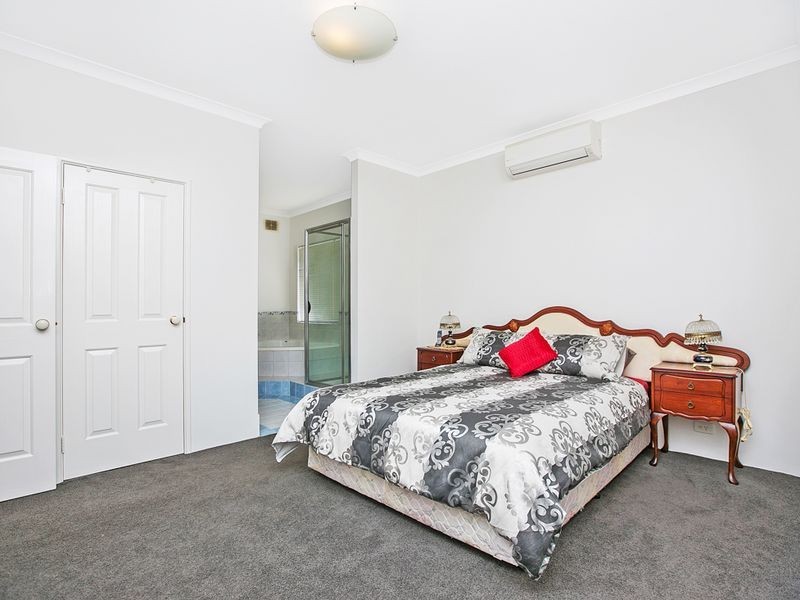 8 Woodlands Way, Jandakot WA 6164