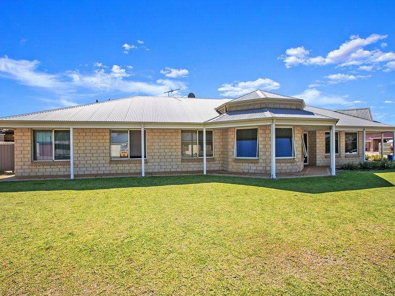 7 Harmony Avenue, Atwell WA 6164