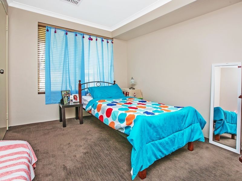 7 Harmony Avenue, Atwell WA 6164