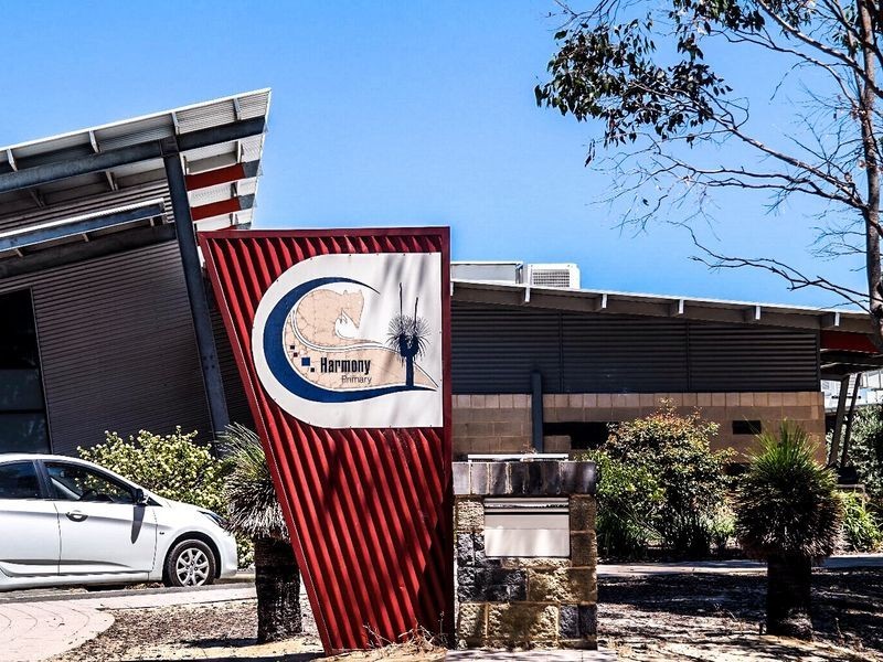 7 Harmony Avenue, Atwell WA 6164