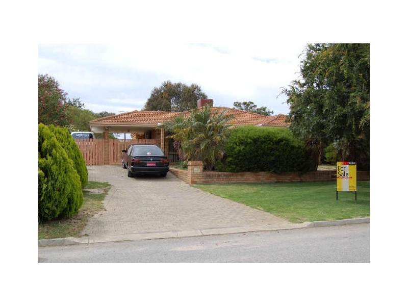 67 Riverside Lane, Seville Grove WA 6112