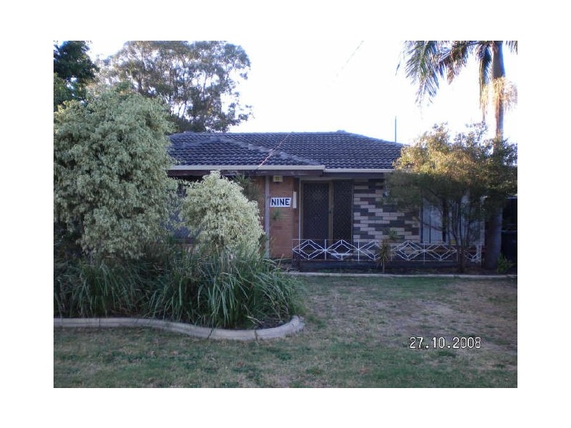 67 Riverside Lane, Seville Grove WA 6112