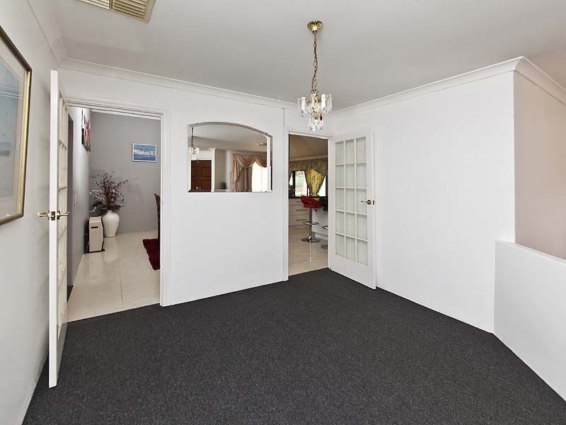 58 La Fayette Boulevard, Bibra Lake WA 6163