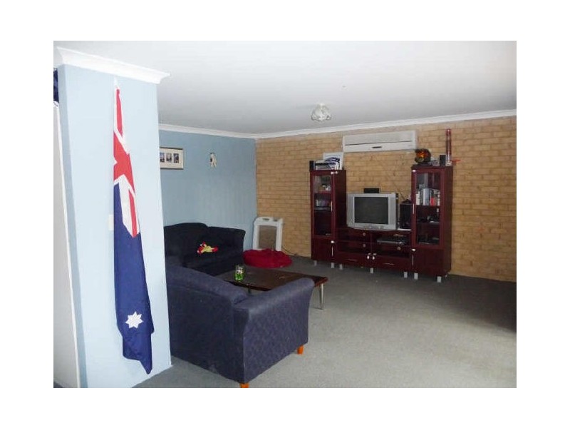 96 Church Avenue, Armadale WA 6112