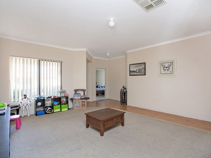 6 Dunmore Street, Secret Harbour WA 6173