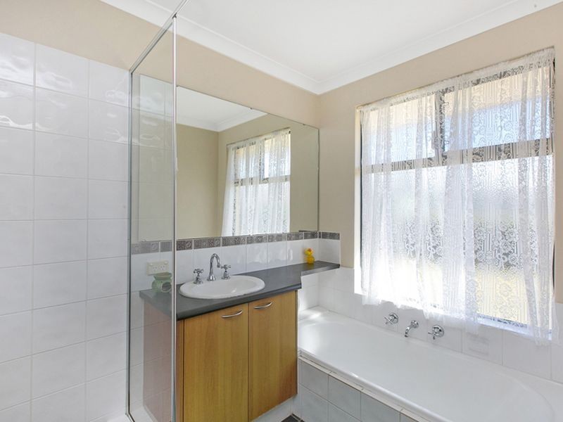 6 Dunmore Street, Secret Harbour WA 6173