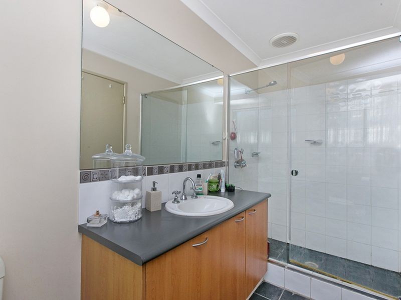 6 Dunmore Street, Secret Harbour WA 6173