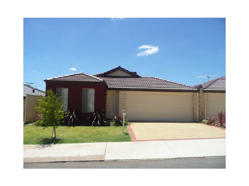 6/11 Clarence Road, Armadale WA 6112