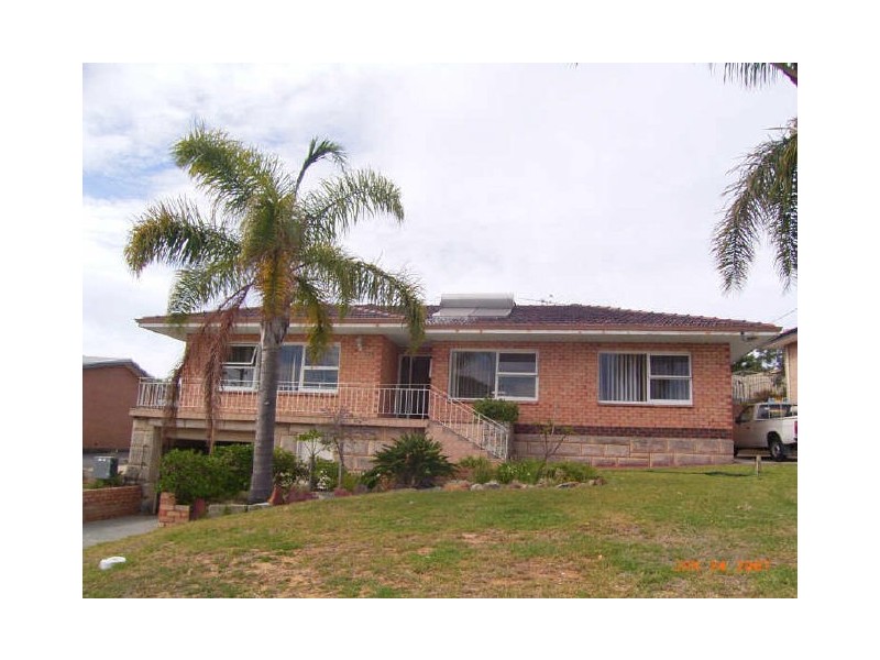 115 Clontarf Road, Hamilton Hill WA 6163