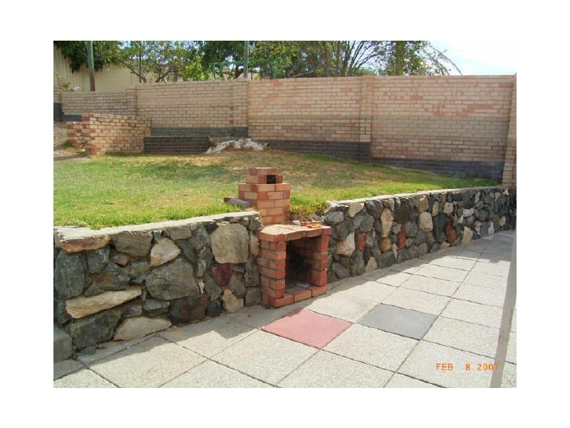 115 Clontarf Road, Hamilton Hill WA 6163