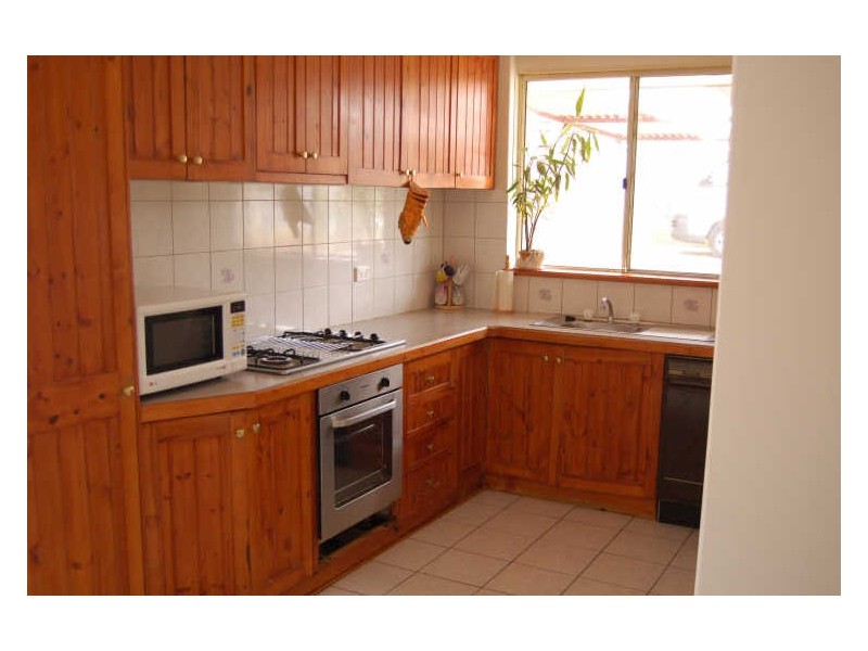 10 Ashley Drive, Kelmscott WA 6111