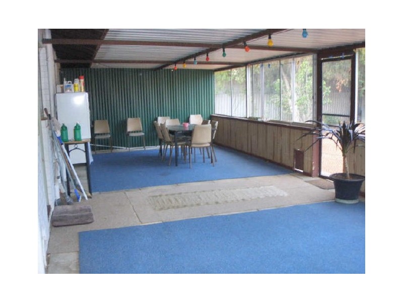8 Neilson Avenue, Armadale WA 6112
