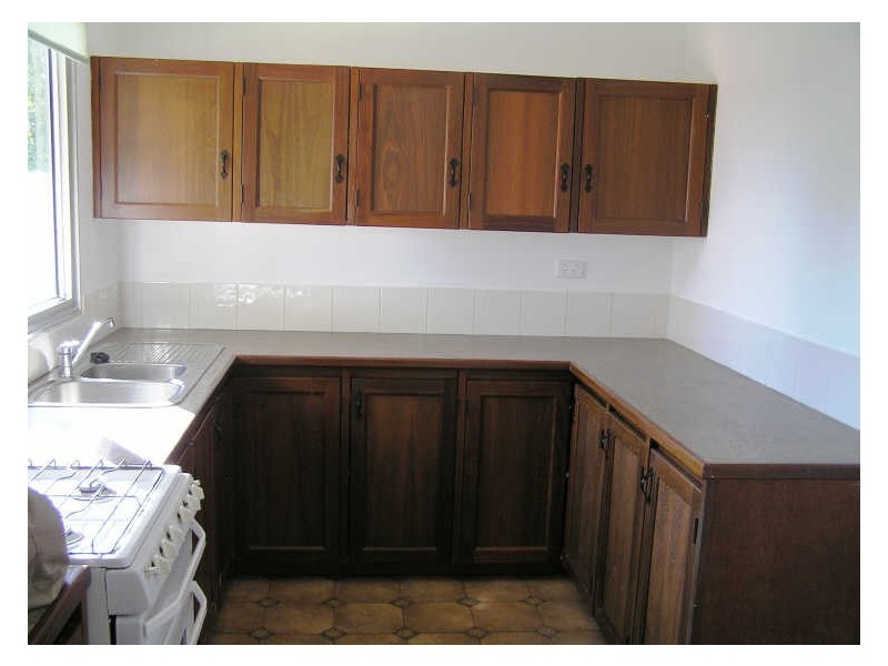 5 Tredale Avenue, Mount Richon WA 6112