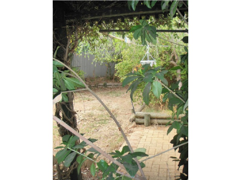 B/5 Kerun Court, Armadale WA 6112