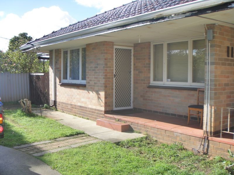 32 Forrest Road, Armadale WA 6112