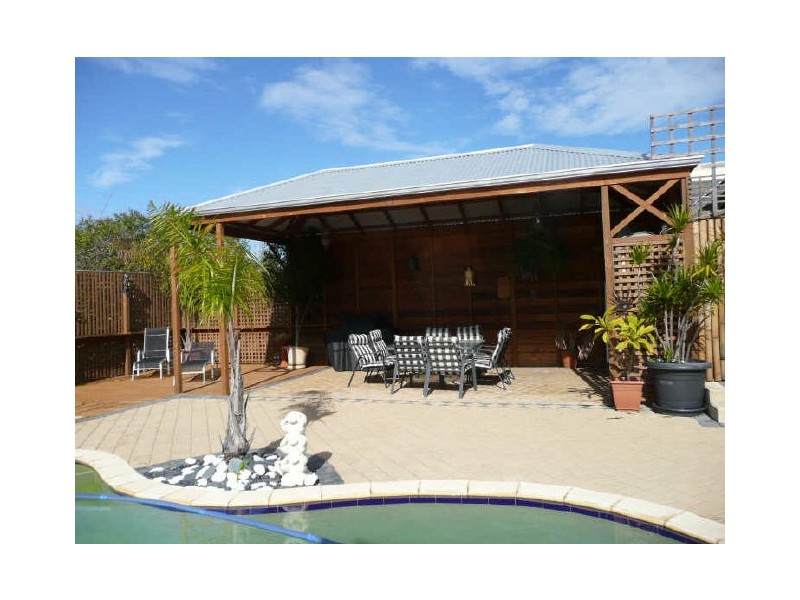 24 Gnobar Way, Mullaloo WA 6027
