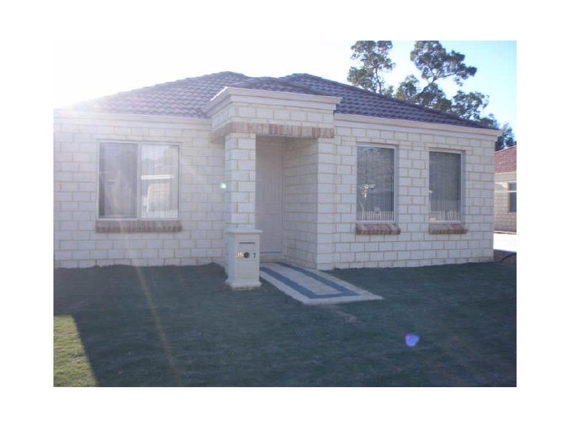 7/35 Devonshire Terrace, Armadale WA 6112