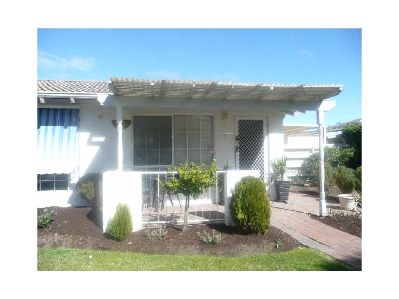 7/9 Manley Street, Cannington WA 6107