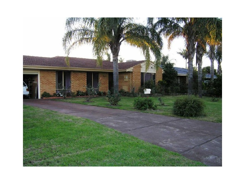 27 Mandarin Way, Seville Grove WA 6112