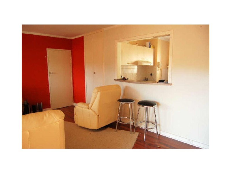 6/2 Benjamin Street, Armadale WA 6112