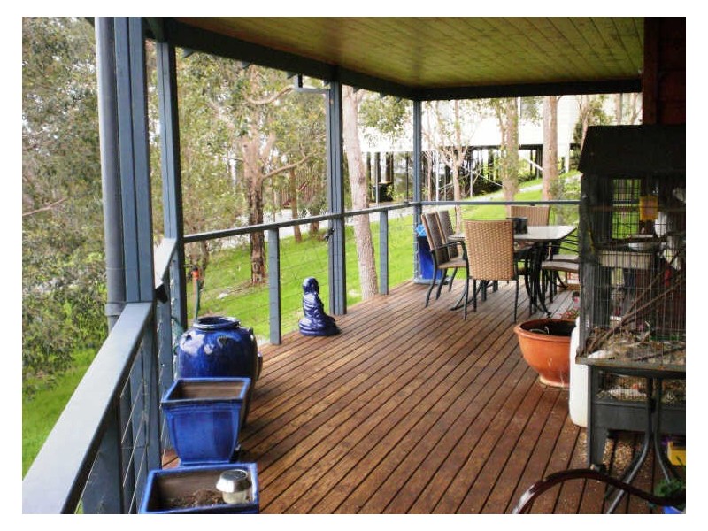 2 Bevis Court, Darling Downs WA 6122