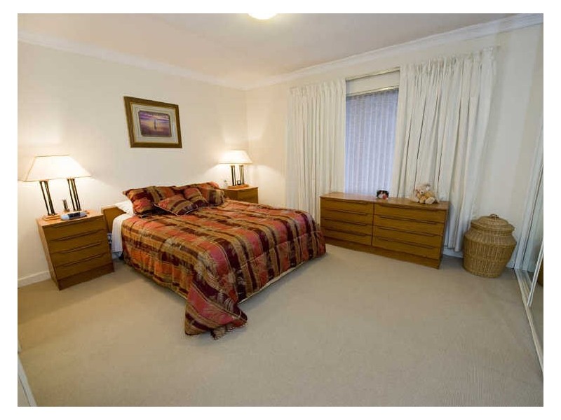 16 Whelan Road, Kardinya WA 6163