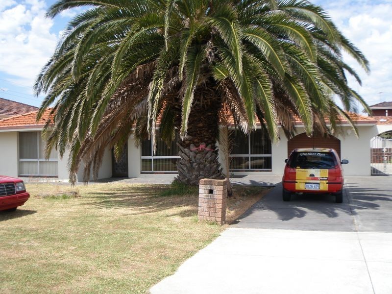 6 Amberley Way, Hamilton Hill WA 6163