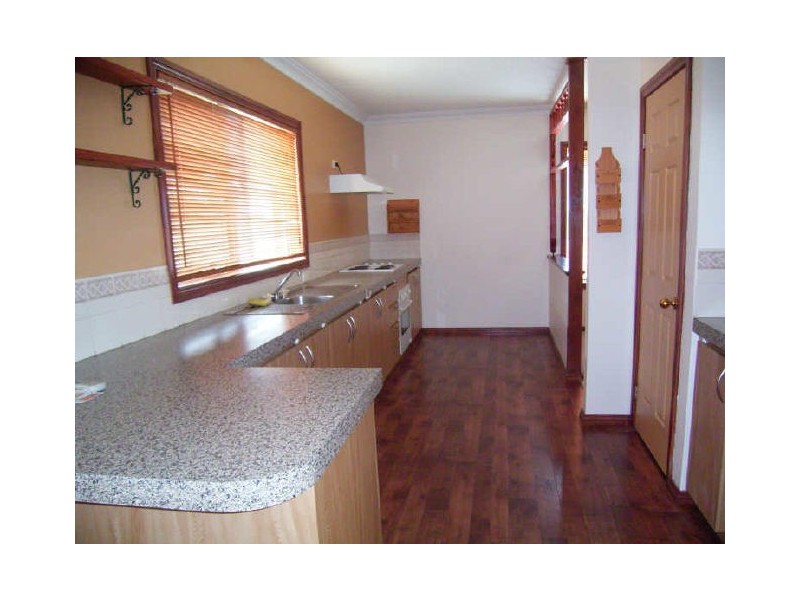 23 Pitts Lane, White Gum Valley WA 6162