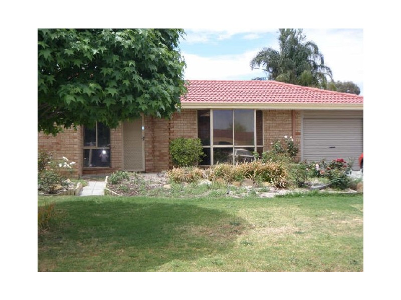 2 Cosgrove Court, Seville Grove WA 6112