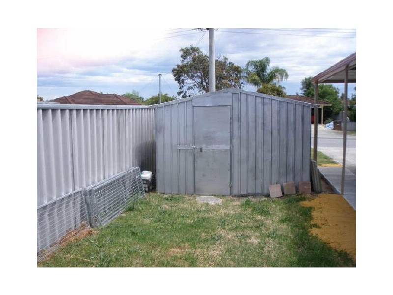 2 Cosgrove Court, Seville Grove WA 6112