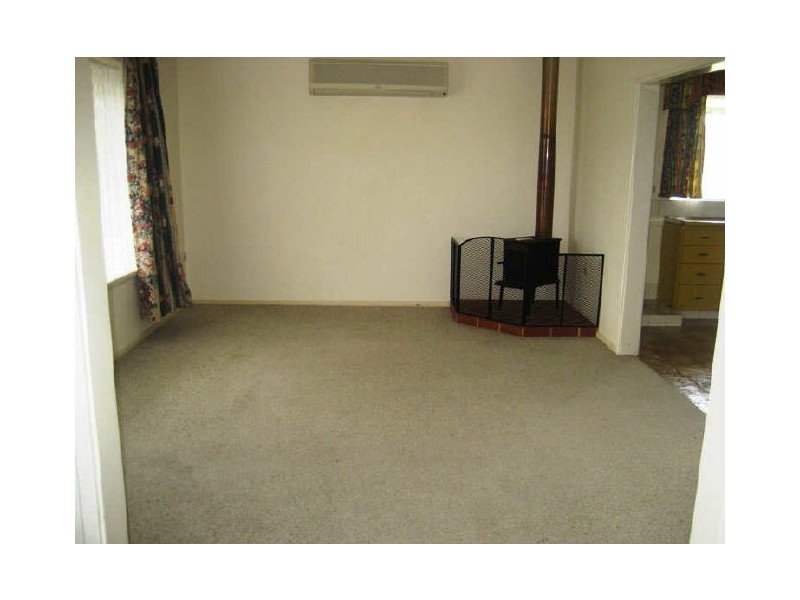 1 North Crescent, Byford WA 6122