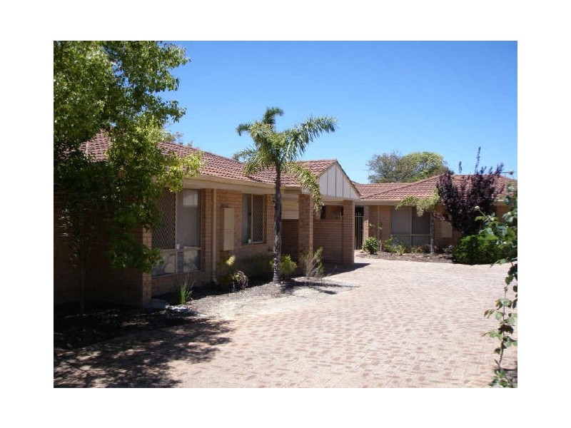 2/2 Palmerston Street, St James WA 6102