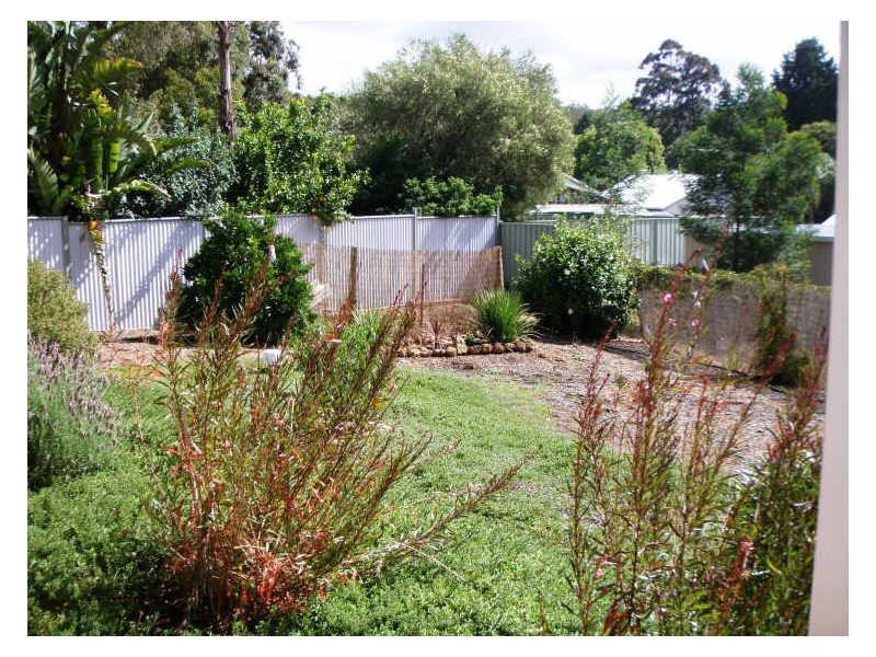 10 Mcneil Grove, Jarrahdale WA 6124