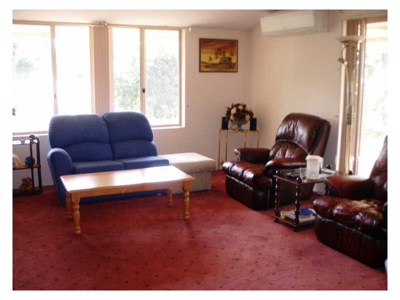 10 Mcneil Grove, Jarrahdale WA 6124