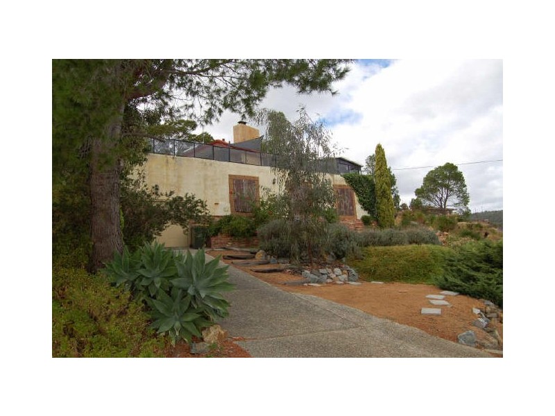 13 Derry Avenue, Mount Nasura WA 6112