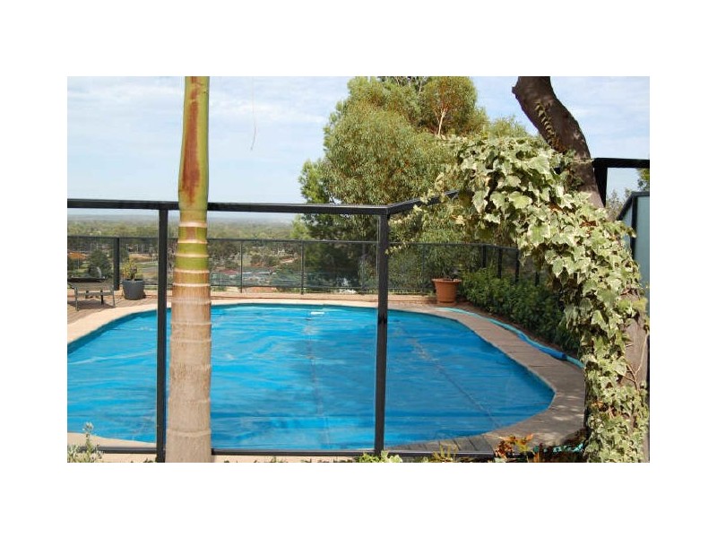 13 Derry Avenue, Mount Nasura WA 6112