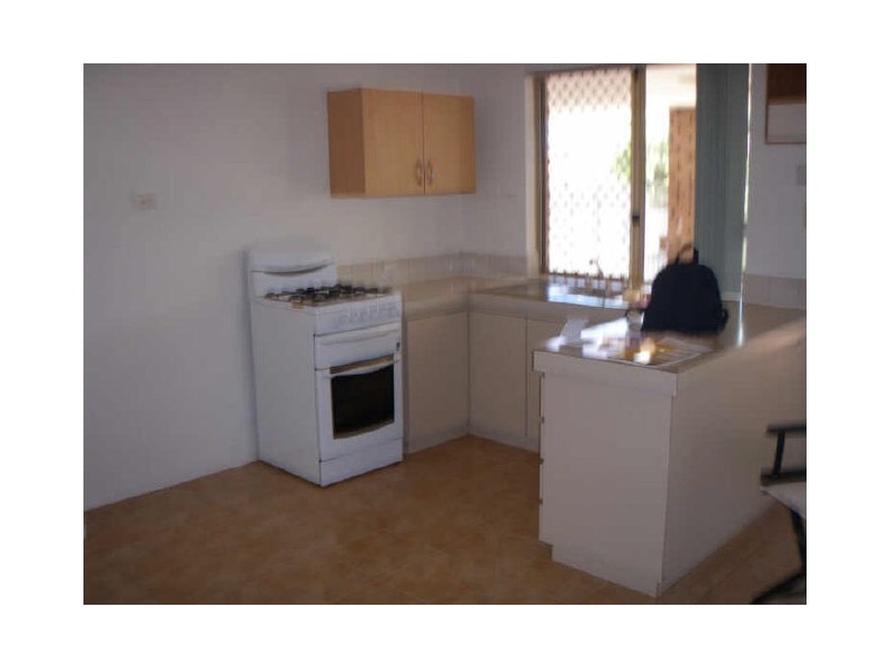 5 Challis Road, Armadale WA 6112