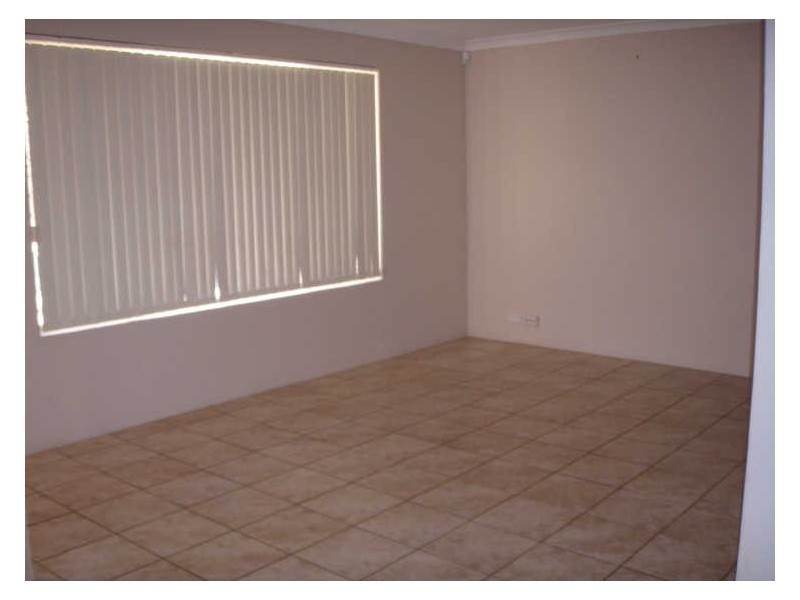 11 Piesse Place, Seville Grove WA 6112