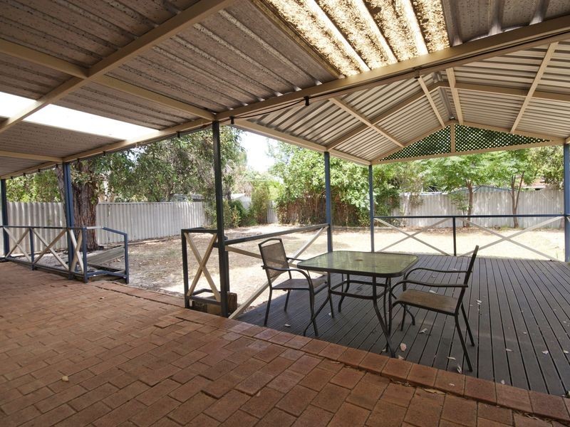 41 Cowan Street, Armadale WA 6112