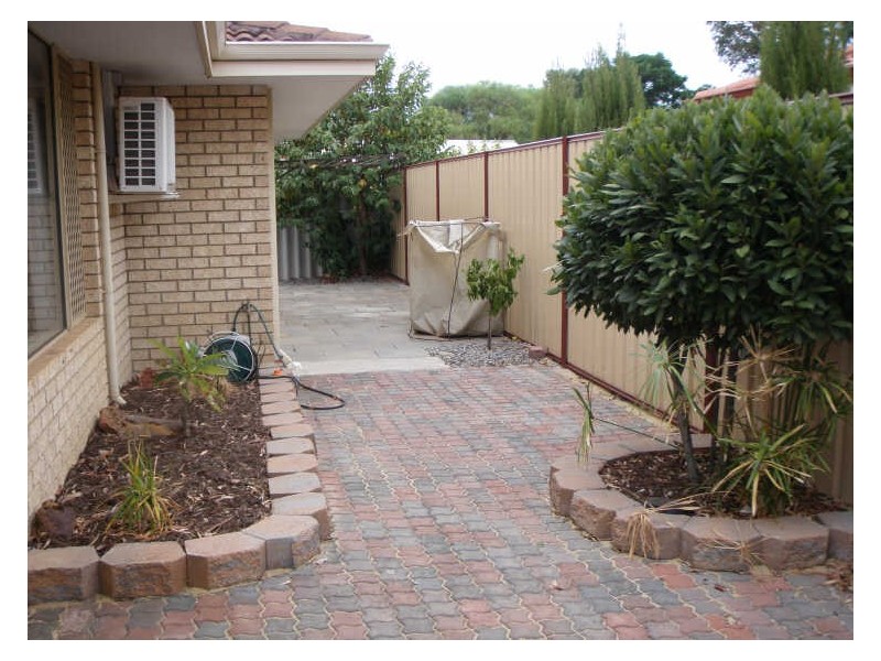 12 Wedgetail Court, Brookdale WA 6112