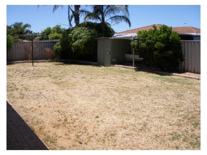 22 Chisholm Circle, Seville Grove WA 6112