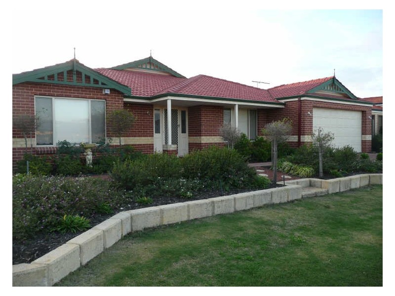 11 Heysen Parade, Southern River WA 6110