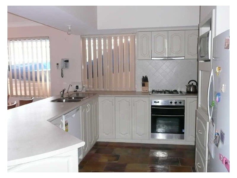 11 Heysen Parade, Southern River WA 6110