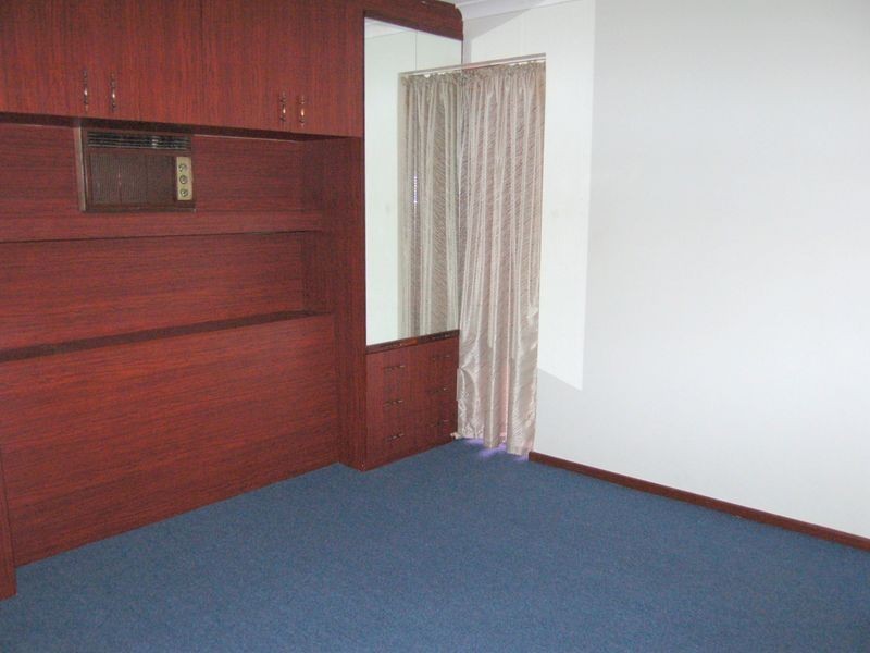 35 Harrison Road, Mount Nasura WA 6112